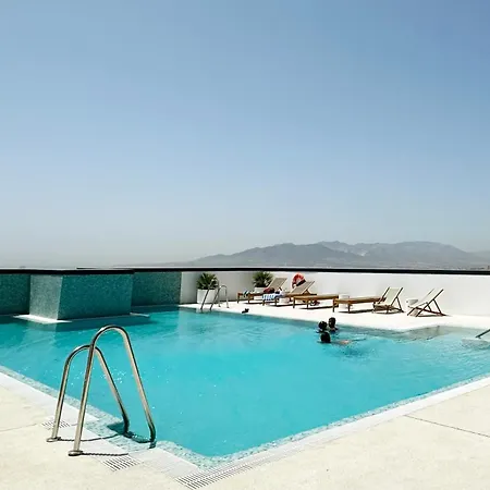 One Bed On 14 Floor Urban Sky By P&o Malaga