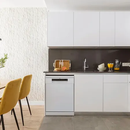 One Bed On 14 Floor Urban Sky By P&o Apartment