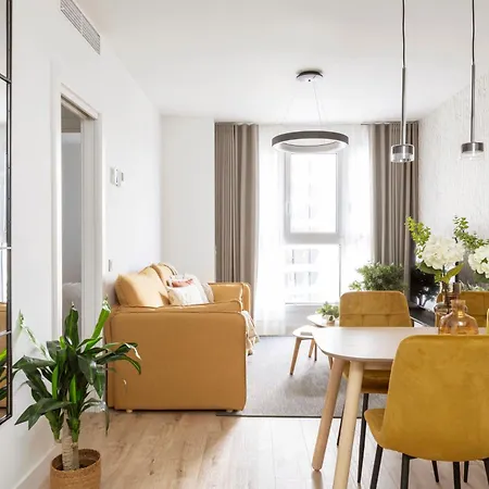 One Bed On 14 Floor Urban Sky By P&o * Malaga