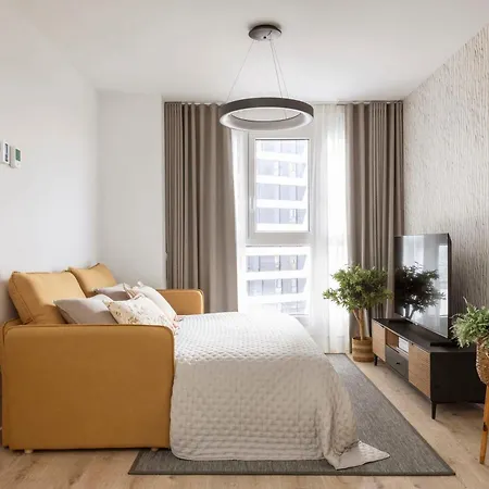 One Bed On 14 Floor Urban Sky By P&o Apartment Malaga